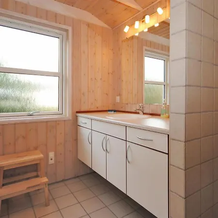 Holiday home Einette - 3-5km From The Sea In Nw Jutland By Interhome