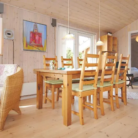 Einette - 3-5km From The Sea In Nw Jutland By Interhome